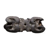 Zwei antithetisch angeordnete Stierk&ouml;pfe, Bronze, neosumerisch, sp&auml;tes 3. Jtsd. v. Chr.