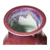 Sang-de-boeuf glasierte Vase mit Elefanten-Henkeln, Qing-Dynastie, 19. Jhdt.