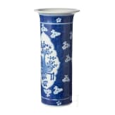 Blau-wei&szlig;e Stangenvase, China, sp&auml;tes 19. Jhdt.