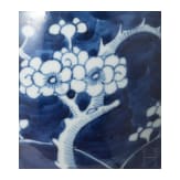 Blau-wei&szlig;er Ingwertopf mit Prunusdekor, China, sp&auml;tes 19. Jhdt.