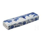 Blau-wei&szlig;es Papiergewicht, China, 20. Jhdt.