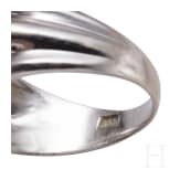 Wei&szlig;goldring mit Diamanten