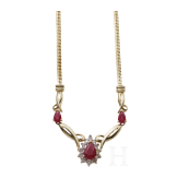 Goldkette mit Rubinen