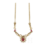 Goldkette mit Rubinen