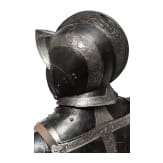 Schwarzwei&szlig;er Halbharnisch mit ge&auml;tzten R&auml;ndern, s&uuml;ddeutsch, um 1560