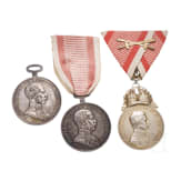Zwei Tapferkeitsmedaillen und eine Medaille Signum Laudis