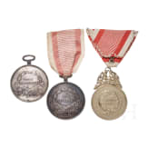Zwei Tapferkeitsmedaillen und eine Medaille Signum Laudis