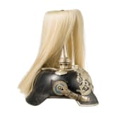 Helm M 1886 f&uuml;r Mannschaften der Kavallerie mit wei&szlig;em Paradebusch