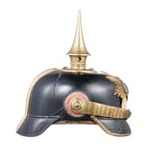 Helm und Schulterst&uuml;cke eines Majors im K. S. 8. Infanterie-Regiment "Prinz Johann Georg" Nr. 107, datiert 1908