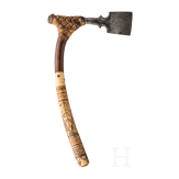 Seltene Axt mit Hirschhorngriff (Pata Minang), Indonesien, 19. Jhdt.