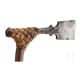 Seltene Axt mit Hirschhorngriff (Pata Minang), Indonesien, 19. Jhdt.
