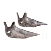 Ein Paar Panzerschuhe im gotischen Stil, deutsch, 19. Jhdt.