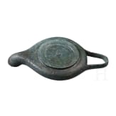 &Ouml;llampe aus Bronze, griechisch, 4. Jhdt. v. Chr.