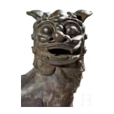 Ein Paar massive W&auml;chterl&ouml;wen aus Bronze, China, 20. Jhdt.