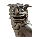 Ein Paar massive W&auml;chterl&ouml;wen aus Bronze, China, 20. Jhdt.