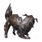 W&auml;chterl&ouml;we aus Bronze, Japan, 20. Jhdt.