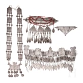 G&uuml;rtel, Stirnschmuck, Amulett und Anh&auml;nger, Teke, Turkmenistan, um 1900