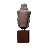 Kopf von einer Sandsteinstele, wohl Khmer, 11. - 12. Jhdt.