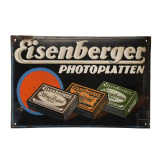 Zwei Emailleschilder "Perutz Photo" und "Eisenberger Photoplatten", deutsch, 1920er Jahre