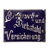 Vier Emailleschilder, darunter "Perutz Photo" und "K&ouml;nigl. Fachingen Mineralwasser", deutsch, 1920er Jahre
