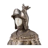 Historismusfigur eines Ritters nach den Figuren am Grab von Maximilian I. ("Schwarze Mander") in der Innsbrucker Hofkirche, Hanau, Neresheimer & S&ouml;hne (gegr. 1893), um 1900