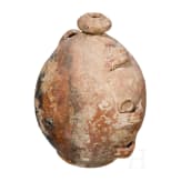Renaissancezeitliche Flasche mit marmoriertem Glasur&uuml;berzug und Durchz&uuml;gen f&uuml;r H&auml;ngeriemen, Norditalien, um 1600