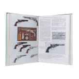 Zwei B&uuml;cher zum Thema Colt-Revolver