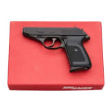 SIG-Sauer P 230, im Karton