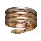 A 14ct snake-shaped ring