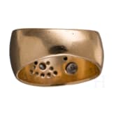 A 14ct gold ring set with diamonds (ca. 0.255 ct)