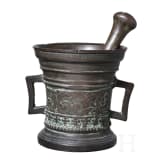 A Belgian Renaissance bronze mortar with house insignia, 2nd half of the 16th century