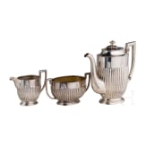 A silver three partite coffee set, Moscow, Ivan Tarabrov, 1896 - 1908