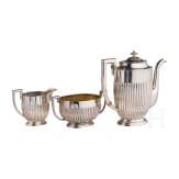 A silver three partite coffee set, Moscow, Ivan Tarabrov, 1896 - 1908