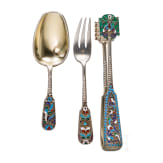 A pair of Russian silver and cloisonne enamel sugar tongs, a sugar spoon and a desert fork, Moscow, Mikhail Zorin, 1908