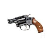 A Smith & Wesson Mod. 37 Airweight,in box