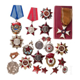 Zaristische Tapferkeitsmedaille und 17 sowjetische Auszeichnungen bzw. Kleinabzeichen, Russland ab 1915/ Sowjetunion ab 1942