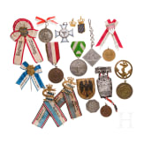 Sammlung von Abzeichen