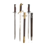 Royal Navy Midshipman's Dirk und zwei Bajonette, 20. Jhdt.
