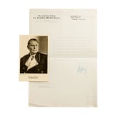 Hermann G&ouml;ring (1893 - 1946) - signierte Portraitpostkarte mit &Uuml;bersendungsschreiben an die Sammlerin, 1935