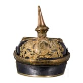 Oberleutnant Otto Zentgraf vom Train-Depot des III. AK - Helm M 1886 f&uuml;r Offiziere mit Paradebusch