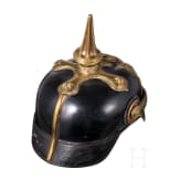 Oberleutnant Otto Zentgraf vom Train-Depot des III. AK - Helm M 1886 f&uuml;r Offiziere mit Paradebusch