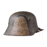 Stahlhelm M 16 mit Tarnanstrich