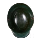 Stahlhelm M 16 mit Mimikry-Anstrich