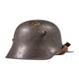 Stahlhelm M 17, datiert 1918