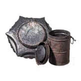 Gasmaskendose und patriotischer Teller