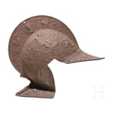 Dekorationselement aus Eisenguss in Form einer Sturmhaube, deutsch, um 1860