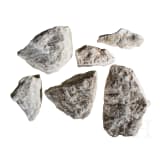 Sechs Fragmente von Reliefs und Stelen, teils mit Inschrift, r&ouml;mische Provinzen S&uuml;dosteuropas, 2. - 3. Jhdt. n. Chr.