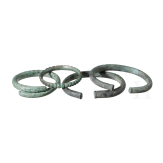 Drei urnenfelderzeitliche und ein hallstattzeiticher Armring, 10 - 7. Jhdt. v. Chr.