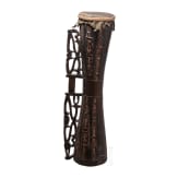 Trommel der Asmat, Papua-Neuguinea, 20. Jhdt.