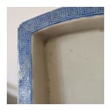 Seltenes Famille-Rose-Becken mit Narzissen, China, wohl Guangxu-Periode, 19./20. Jhdt.
